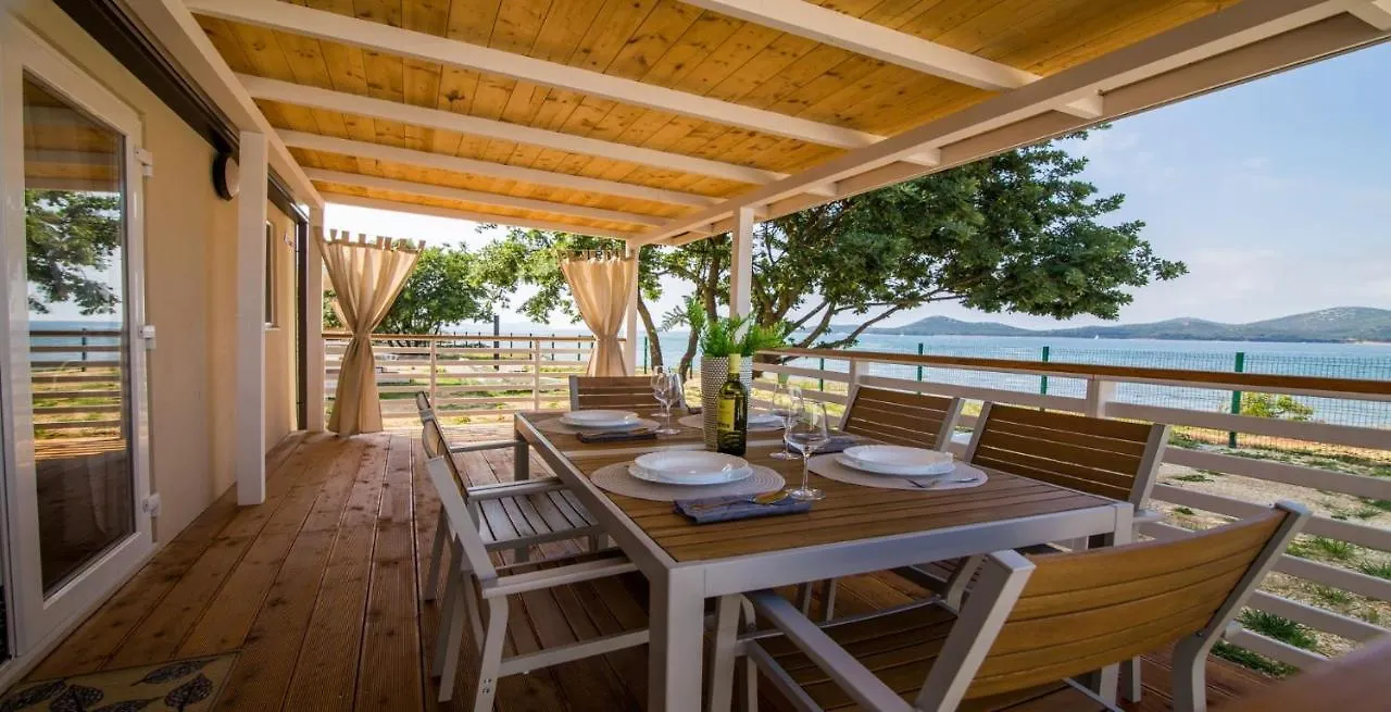 Mobile Home Frangipani 2 Biograd Na Moru 0*,  Croatia