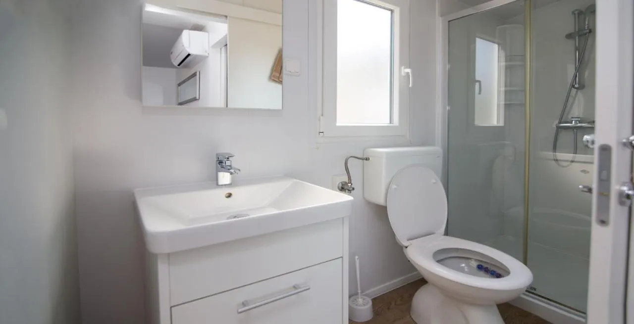 Mobile Home Frangipani 2 Biograd Na Moru Prázdninový dům